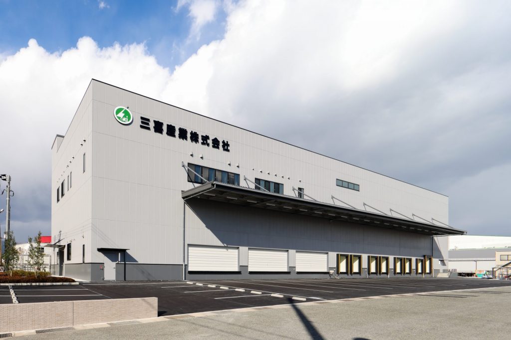 3月に稼働を始めた新しい物流センター