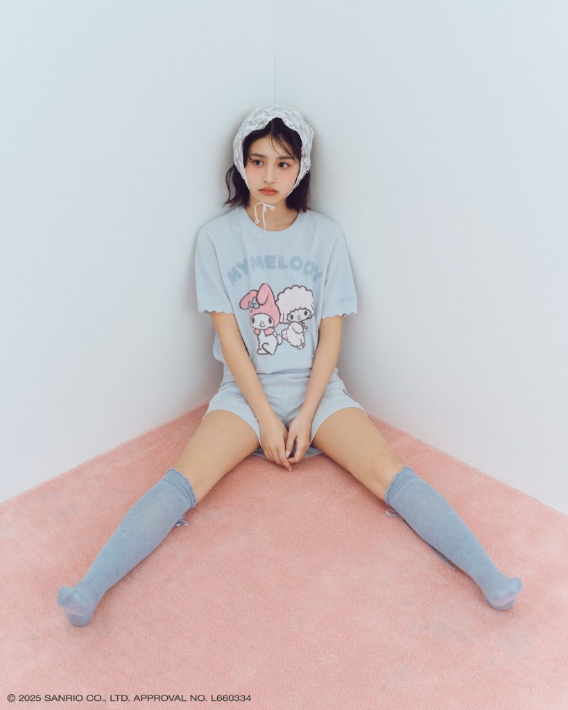 「ニットSETUP」（1万5840円）(C) '25 SANRIO CO., LTD. APPR. NO. L660334