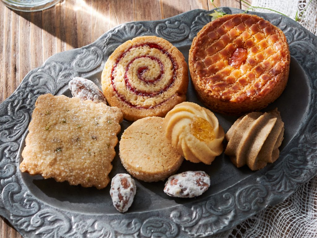 「ブルターニュ クッキーアソルティ〈缶〉トワルドジュイ シトロン」（1缶 28個入　2895円）