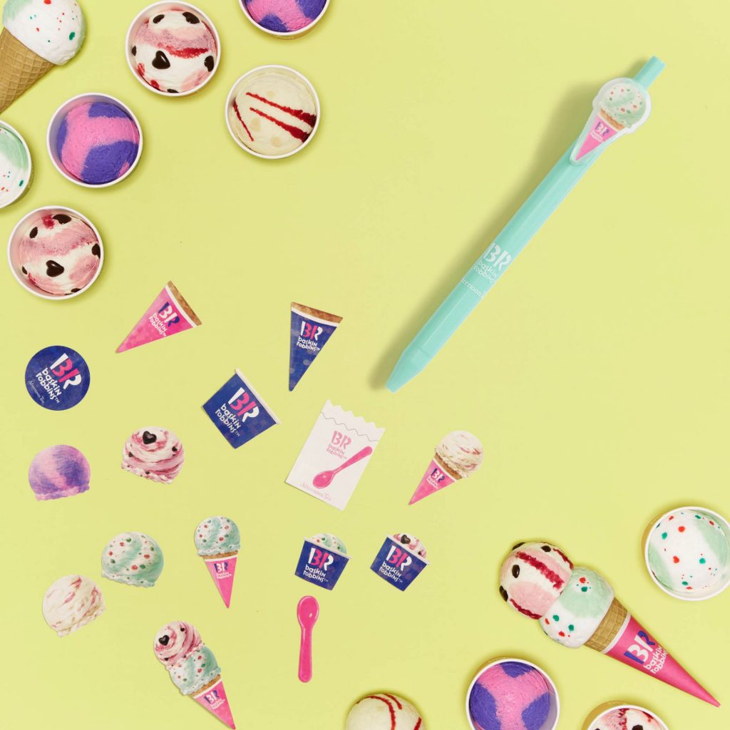 「ボールペン」（1100円）、「フレークシール」（715円）