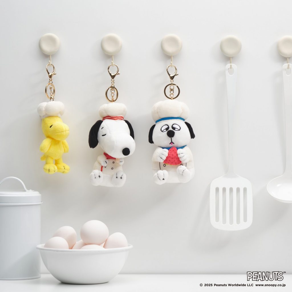 「マスコットキーチャーム」（各2970円）(C) 2025 Peanuts