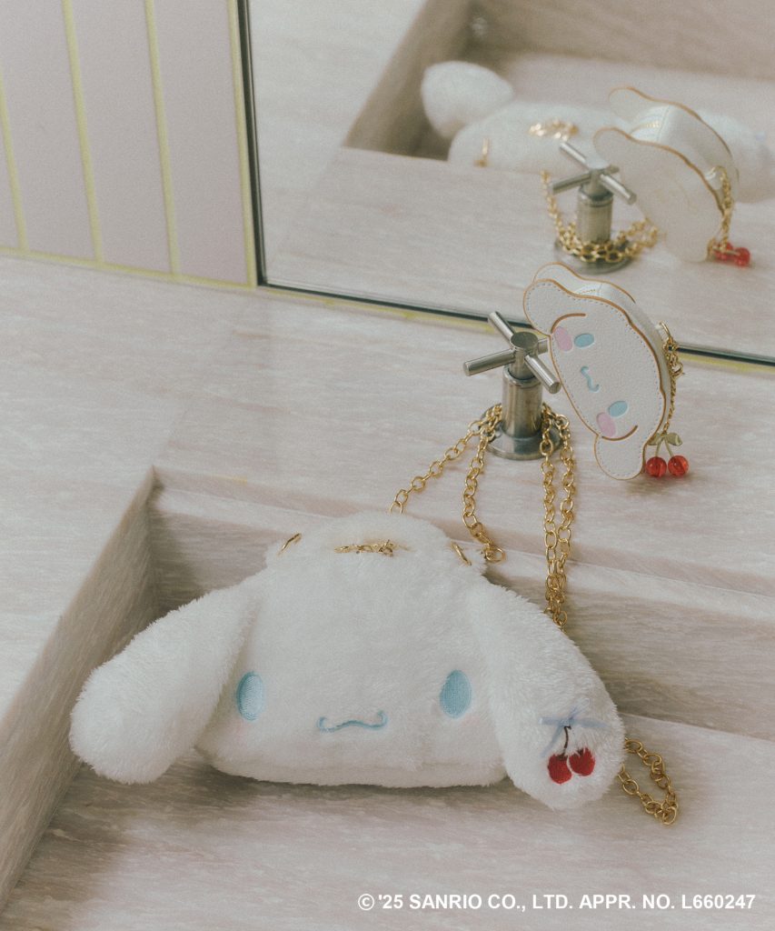 「シナモロール×VIS」初コラボ！人気の「ハートカットバッグ」など全12アイテムが登場