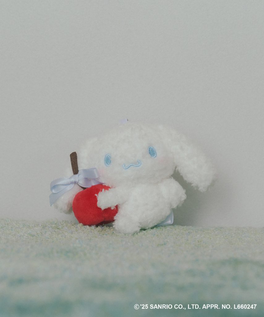 VIS【シナモロール】VIS別注ぬいぐるみチャーム（3289円）