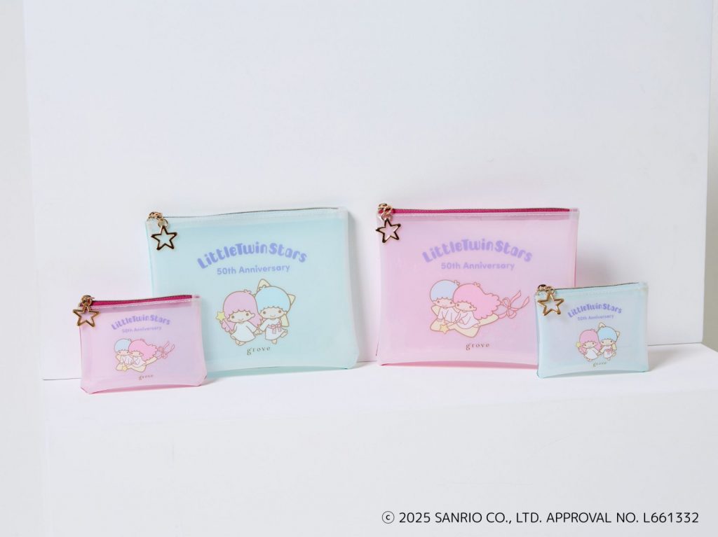 「セットポーチ」（カラー：ライトピンク／サックスブルー　2527円）　(C)2025 SANRIO CO., LTD. APPROVAL NO. L661332