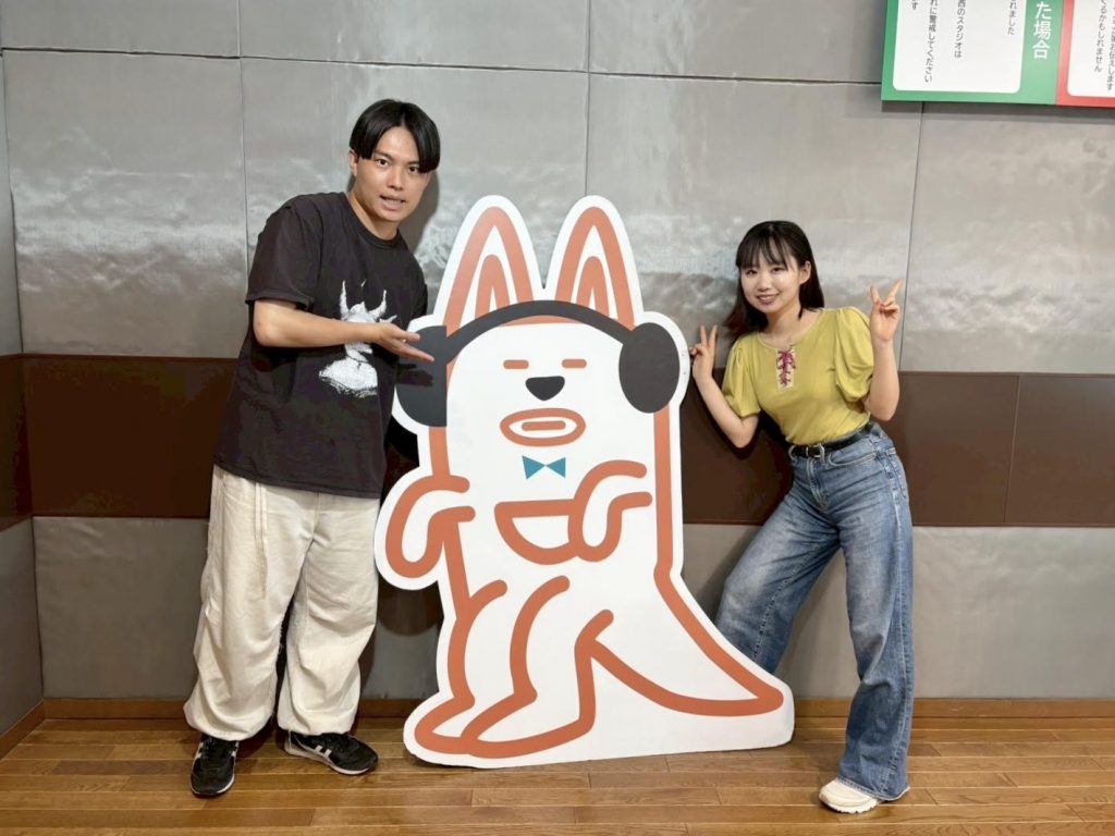 翠星チークダンス・木佐（左）と、はるかぜに告ぐ・花妃（はなび 右）