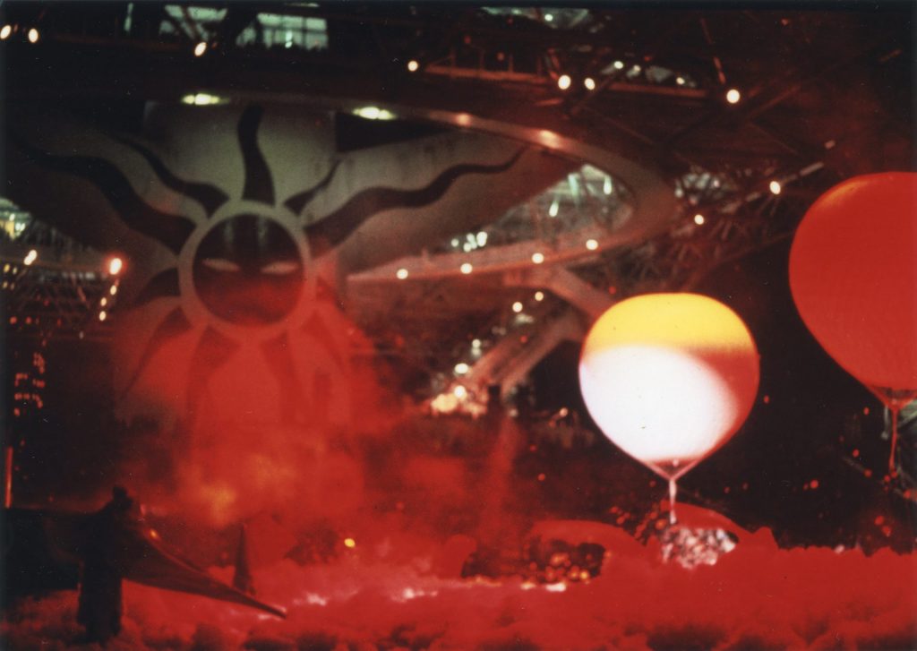 日本万国博覧会「具体美術まつり」フィナーレ 1970