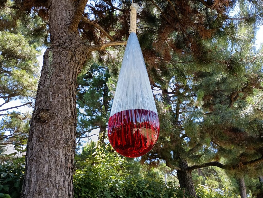 元永定正『液体（赤）』　1956/2025　芦屋市立美術博物館蔵