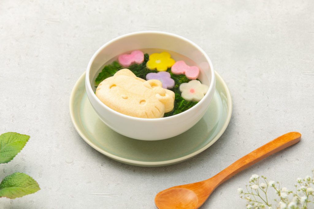 おすまし　(C)2025 SANRIO CO., LTD. APPROVAL NO. L661855