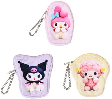 パスケース（全3アイテム）（各2200円）(C)Netflix. Used with permission.　(C)2025 SANRIO CO.,LTD.　著作：(株)サンリオ