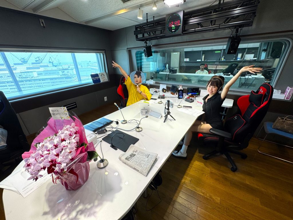 ドラァグクイーンのサマンサ・アナンサとネオ昭和アーティストの阪田マリン