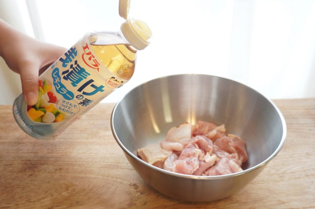 味付けは、浅漬けの素だけ！　短時間で下味がしっかりつくのも嬉しい