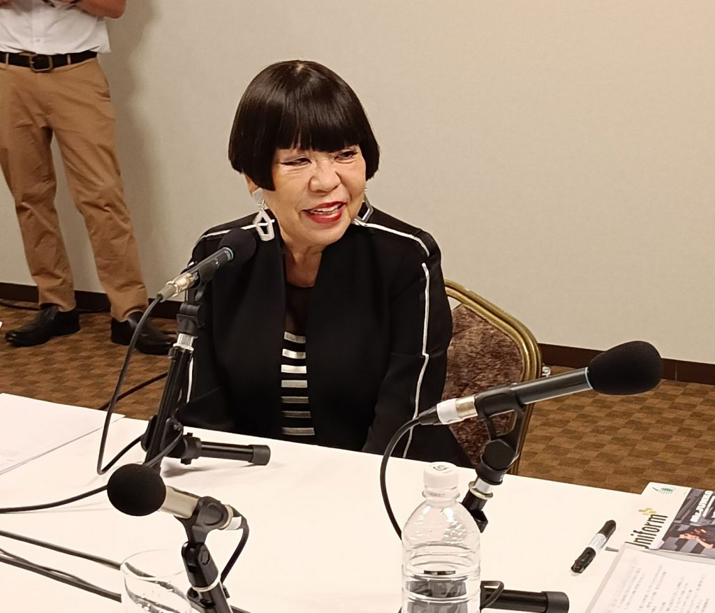 コシノジュンコさん