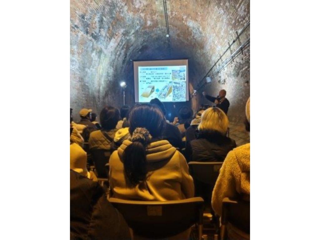 湊川隧道は定期的に一般公開され、説明会やミニコンサートが行われている（画像提供：神戸県民センター）