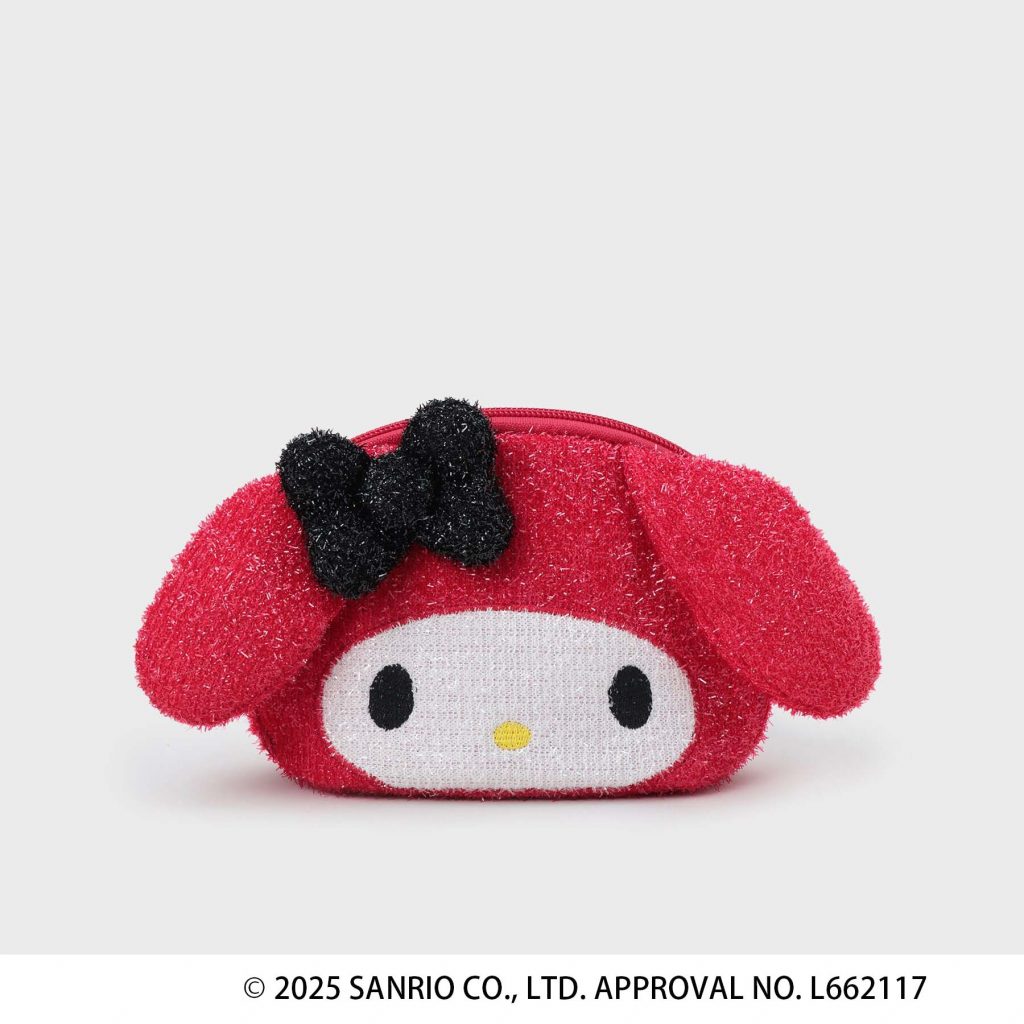 マイメロディ「たれ耳フェイス型キラキラシェルポーチ」（3979円）　(C)2025 SANRIO CO., LTD. APPROVAL NO. L662117
