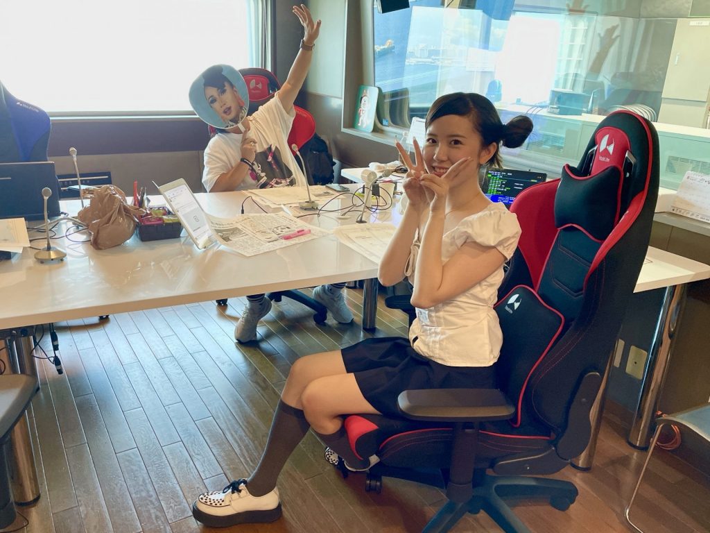 ドラァグクイーンのサマンサ・アナンサとネオ昭和アーティストの阪田マリン