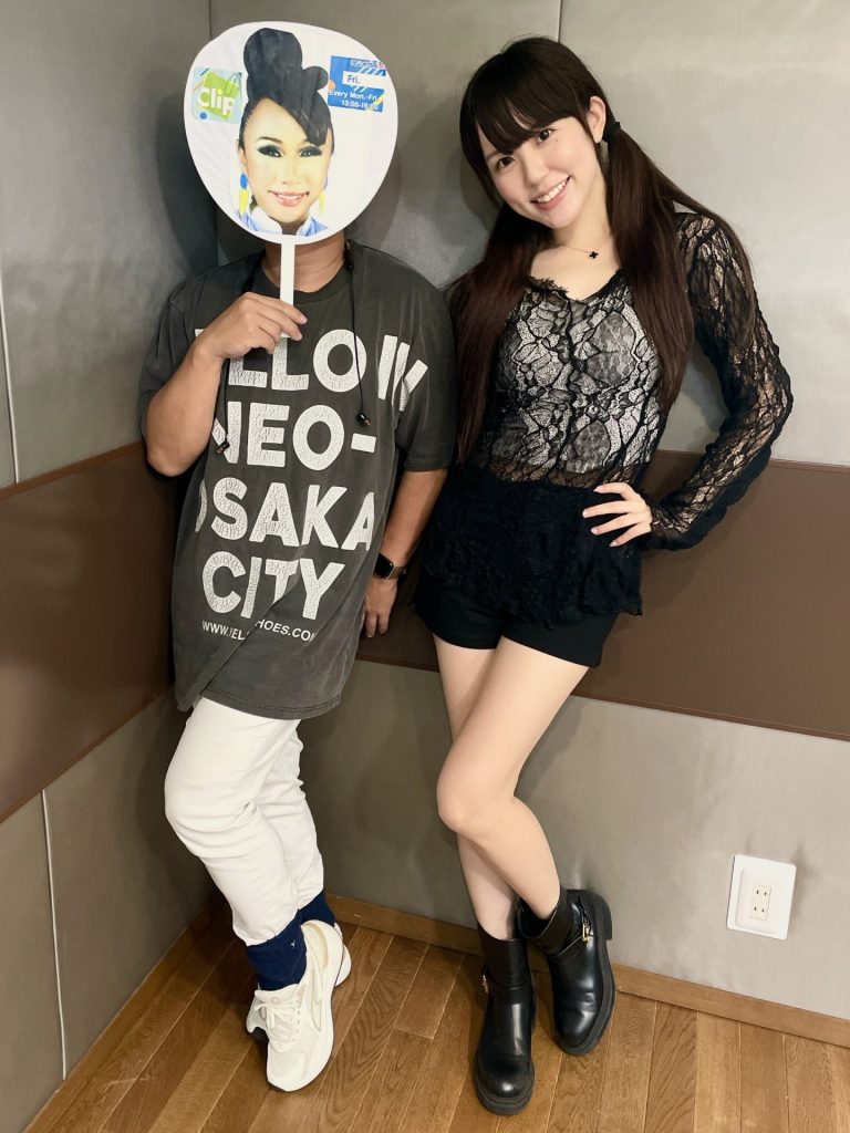 ドラァグクイーンのサマンサ・アナンサとネオ昭和アーティストの阪田マリン