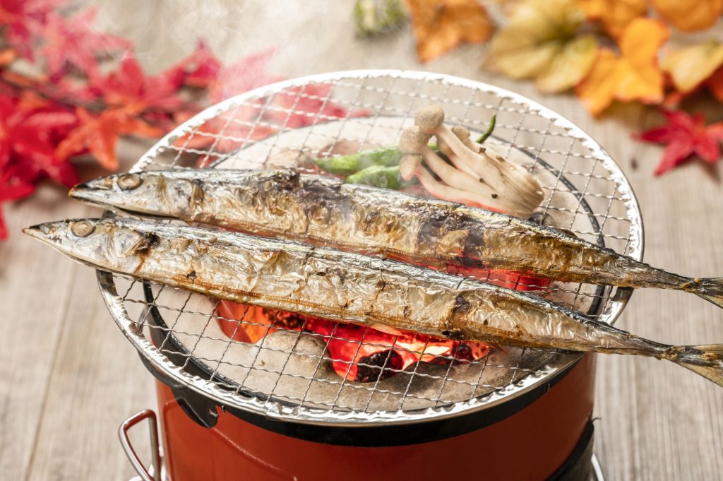 秋の味覚サンマ　イメージ