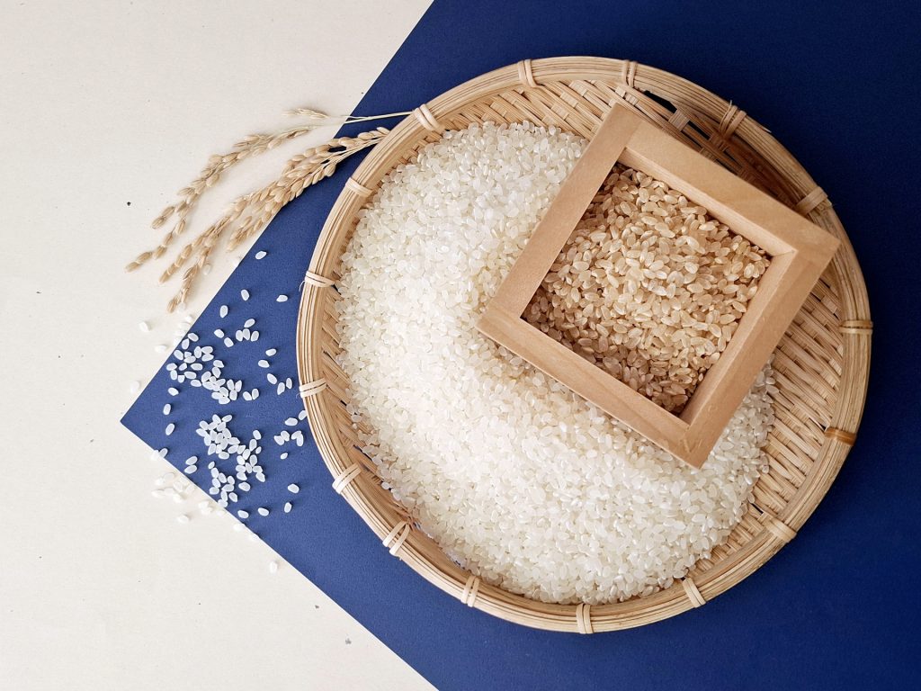 米の収穫　イメージ