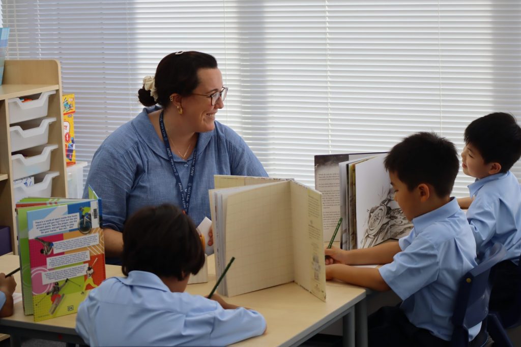 授業の様子　画像提供：NLCS Kobe