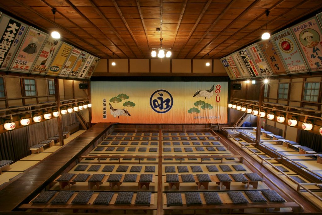 豊岡市出石町にある芝居小屋『出石永楽館』（画僧提供：豊岡市）