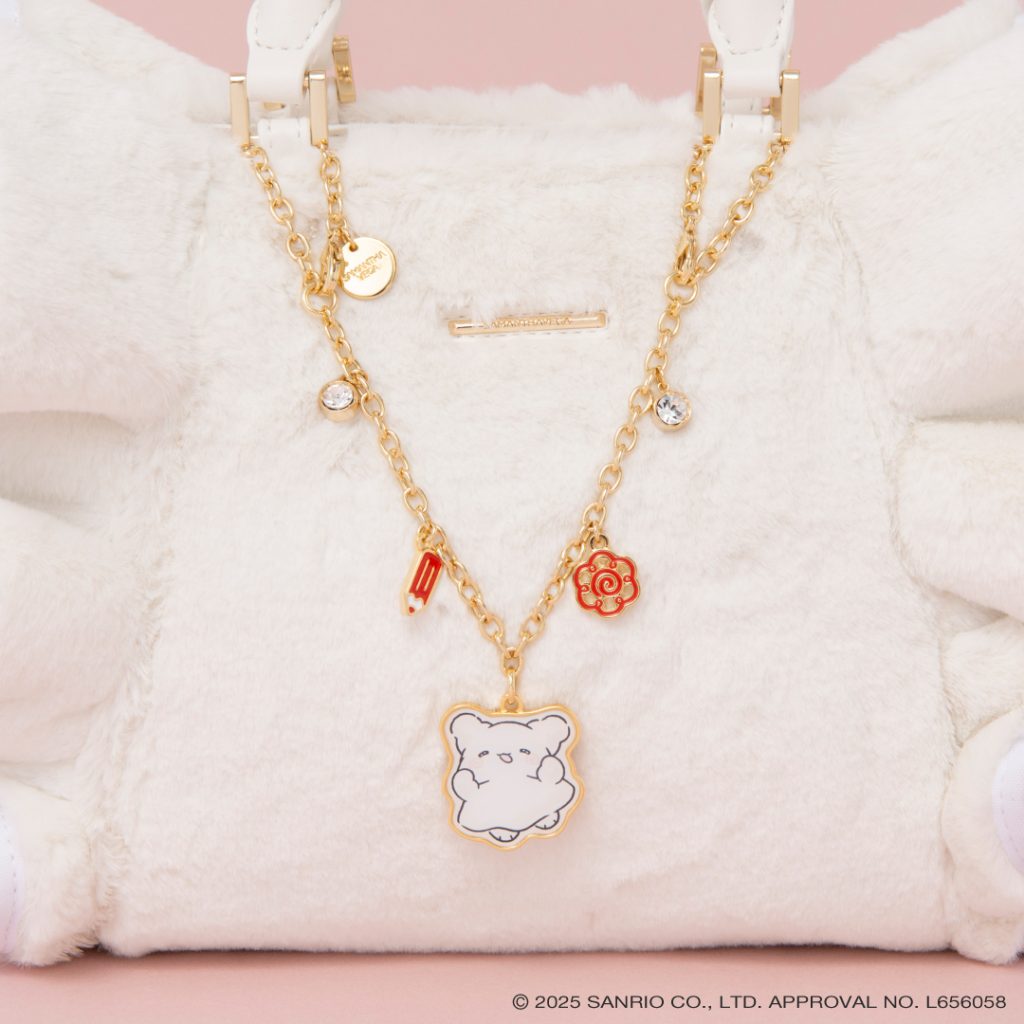 はなまるチャーム・雨の日チャームはバッグのフロントにつけられる仕様