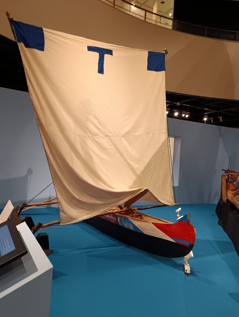 シングルアウトリガー式カヌー（マダガスカル）