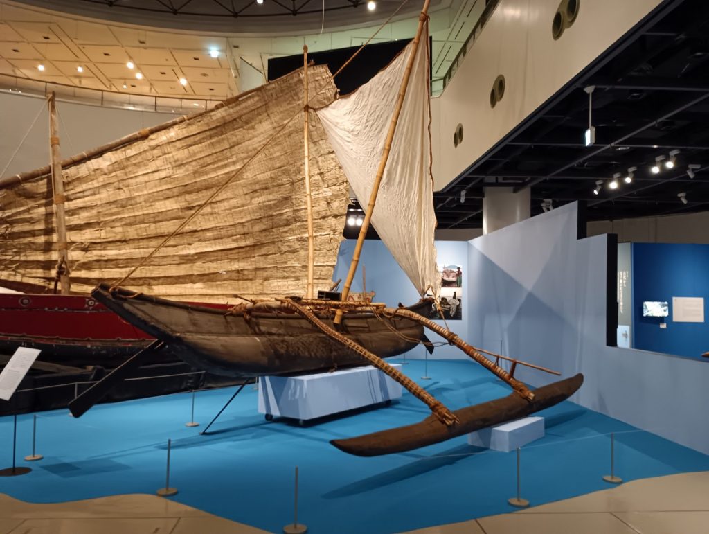 アウトリガー式カヌー（スリランカ）