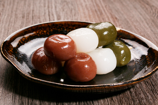 平敦盛にちなんだ「敦盛団子」