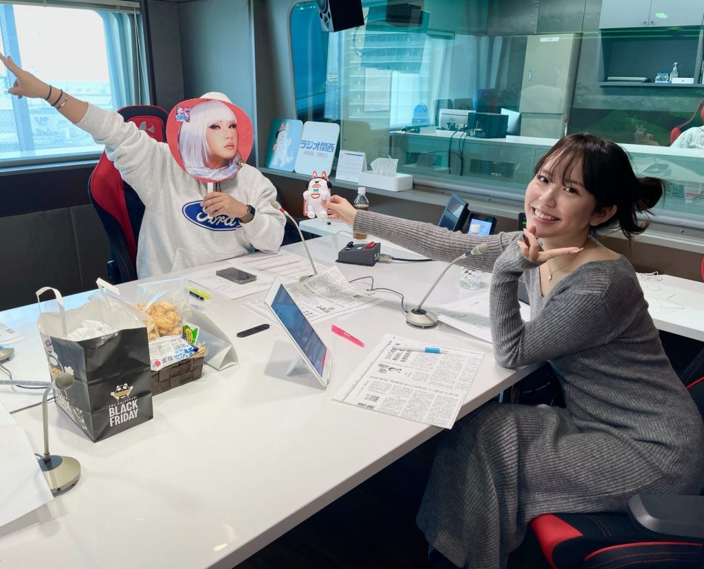 ドラァグクイーンのサマンサ・アナンサとネオ昭和アーティストの阪田マリン