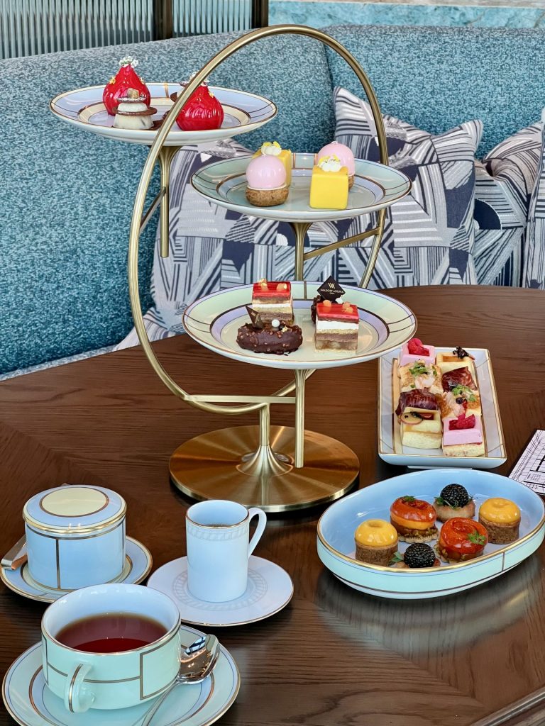 ウォルドーフ・アストリア大阪がティファニーとコラボした「ア・レガシー・オブ・エレガンス」のアフタヌーンティー（撮影：すぎもとみさき）