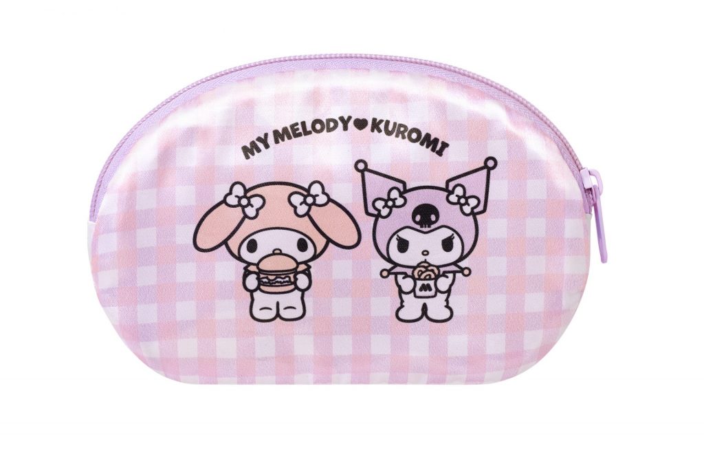 サテンポーチ（裏）　(C)2025 SANRIO CO., LTD. APPROVAL NO. L662396