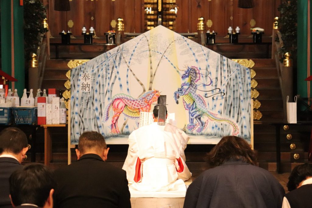 大絵馬奉納奉告祭の様子　提供：播磨国総社射楯兵主神社　