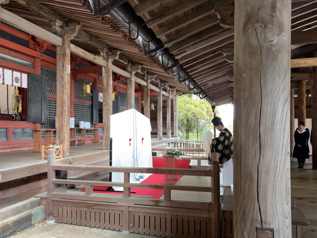 大絵馬奉納の神事の様子