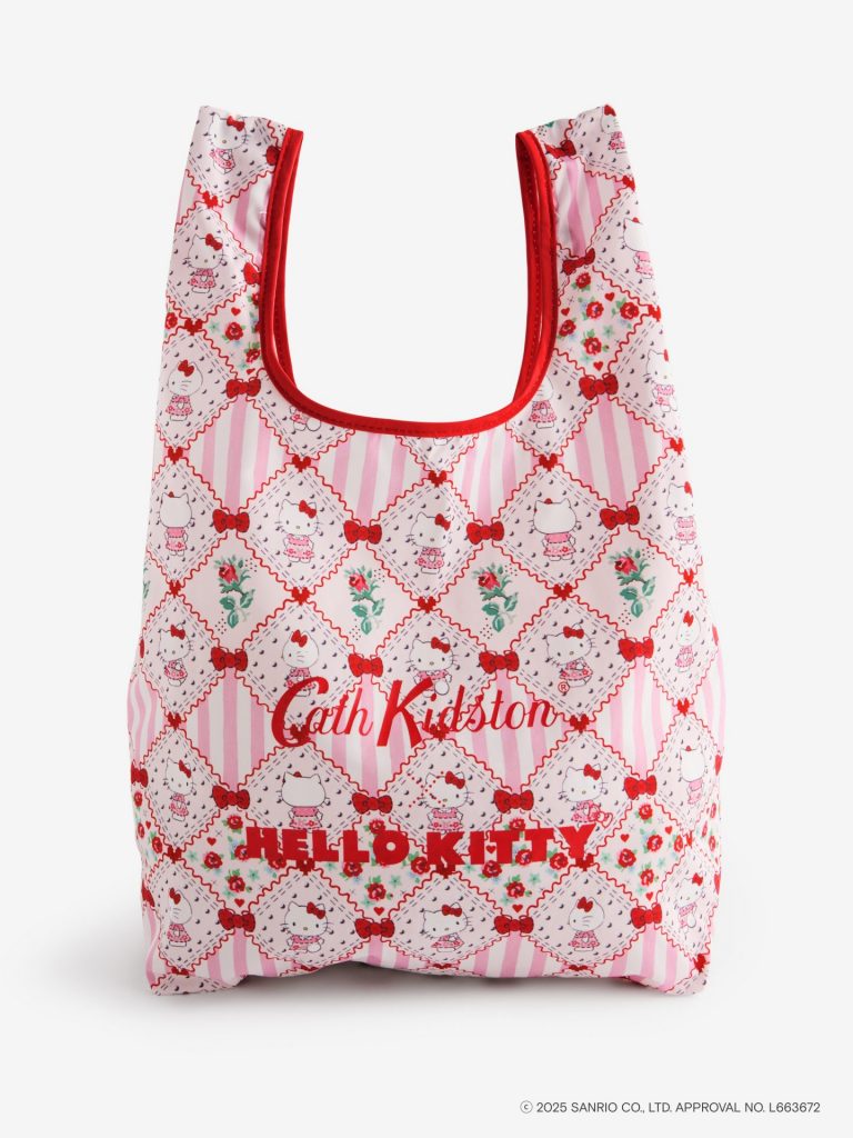 Cath Kidston × Hello Kitty エコバッグinフェイスポーチ（8800円）