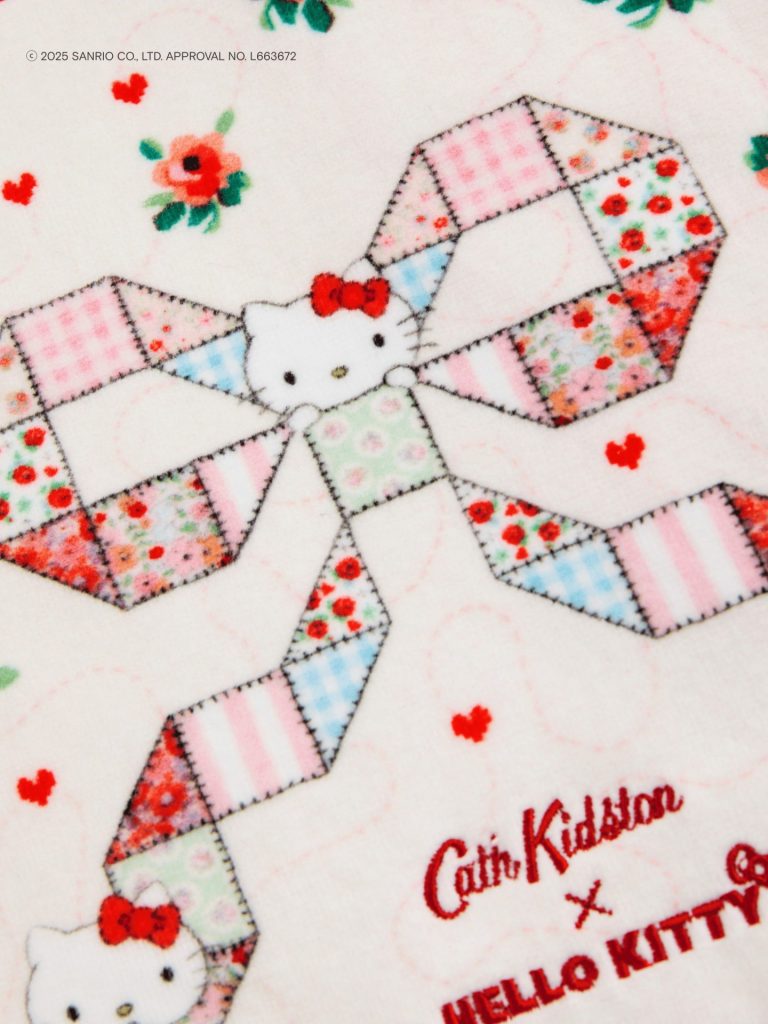 Cath Kidston × Hello Kitty タオルハンカチ Patchwork（1540円）