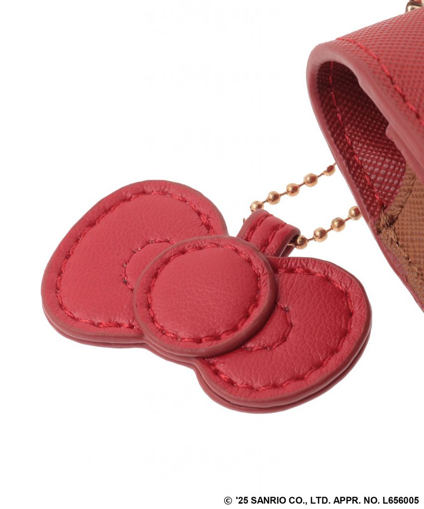 「Green Parks ×サンリオキャラクターズ」マルチケース(2480円)