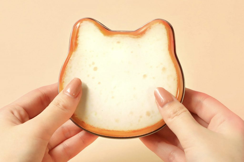 【ねこねこ店舗限定】ねこねこ食パンキャンディ缶（1200円）