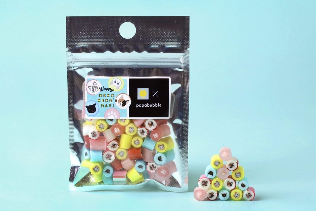 【PAPABUBBLE店舗限定】こねこミックス ブルー（1袋　740円）