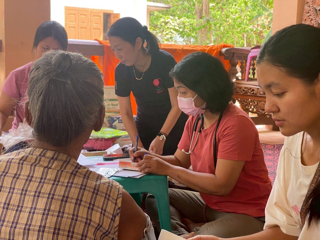 2025年4月4日　ザガインでの巡回診療の様子　画像提供：認定NPO法人ジャパンハート