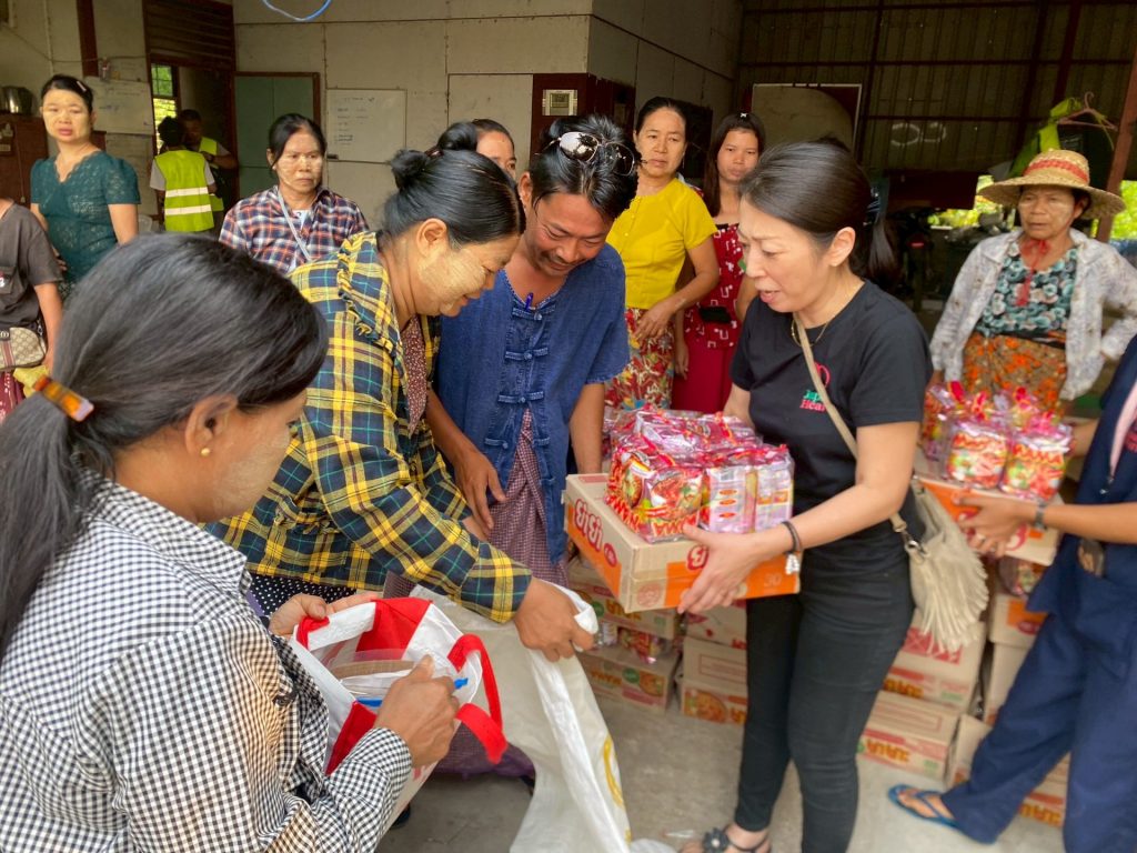 2025年4月4日　ワッチェでの食料配布の様子　画像提供：認定NPO法人ジャパンハート