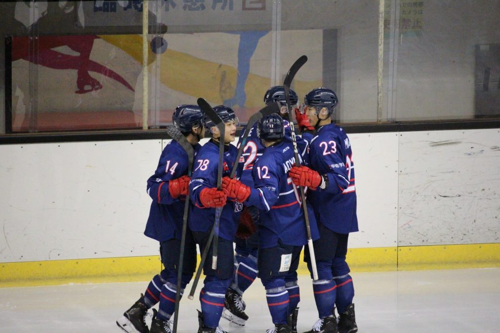 1点を返し喜びに沸くスターズ神戸