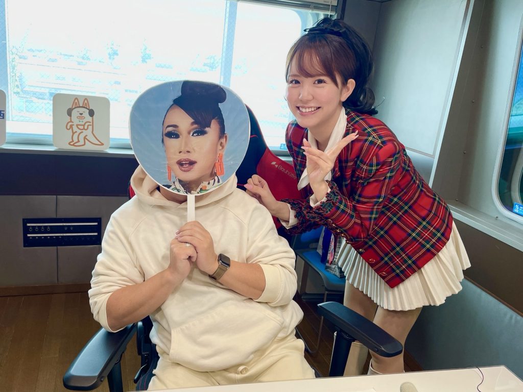 ドラァグクイーンのサマンサ・アナンサとネオ昭和アーティストの阪田マリン