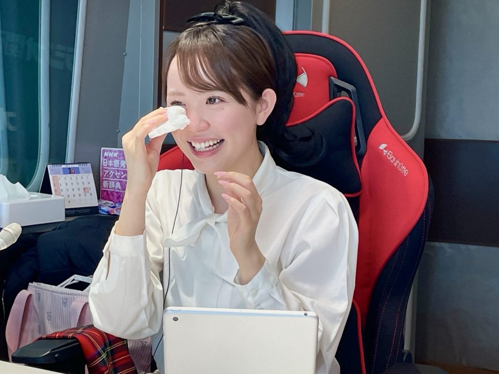 涙を見せる阪田マリン