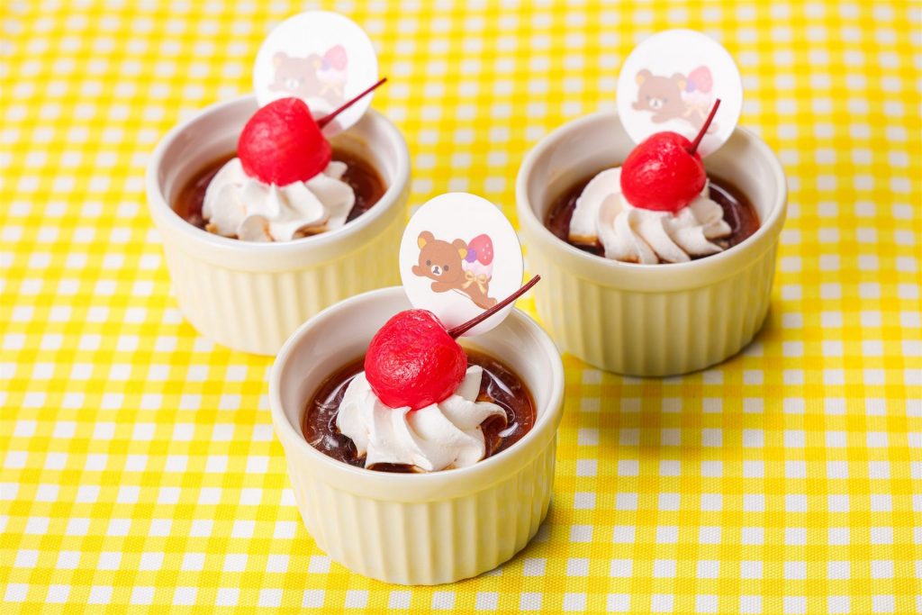 リラックマのだららんカスタードプリン　(C)2026 San-X Co., Ltd. All Rights Reserved.