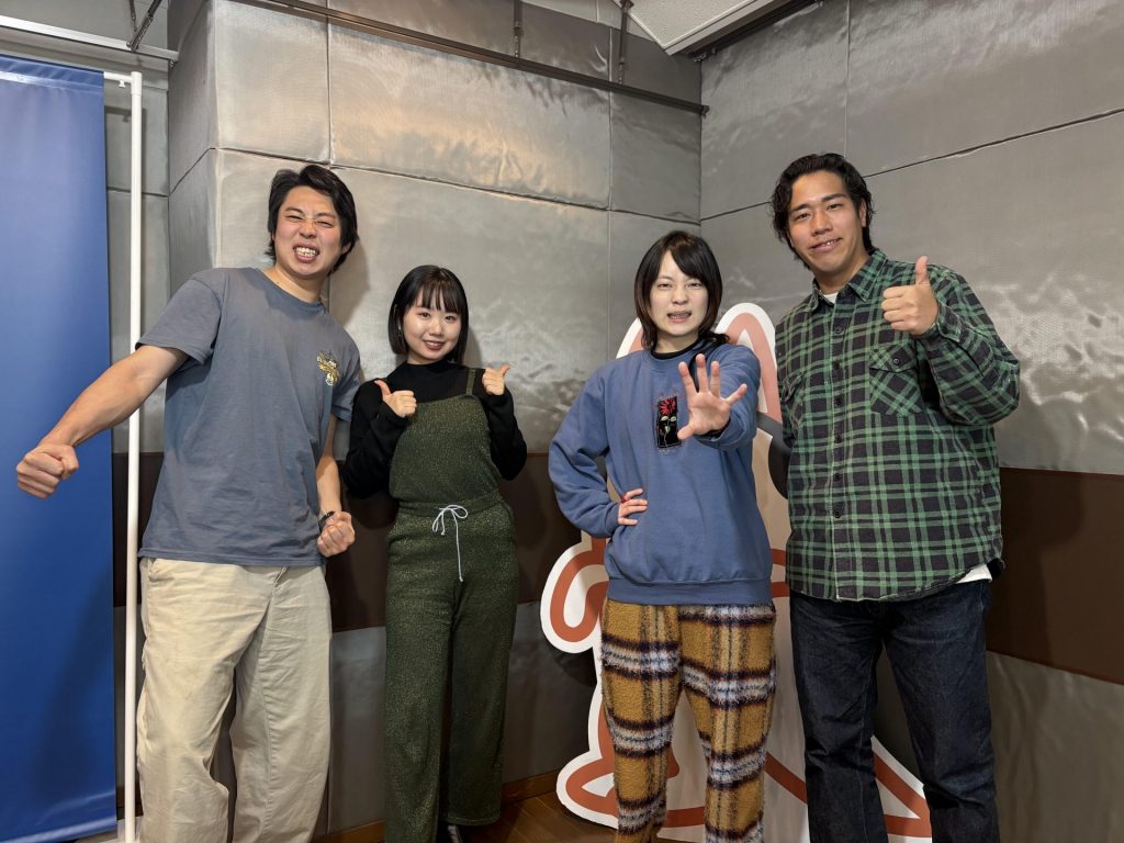 はるかぜに告ぐ、ファンファーレと熱狂