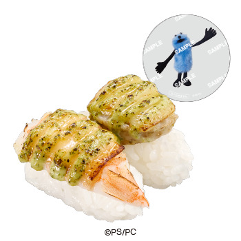 「パペットスンスンコラボ限定クリアピック付き えびと蒸し帆立のバジルマヨチーズ炙り」（250円～）　(C)PUPPET SUNSUN/PS committee