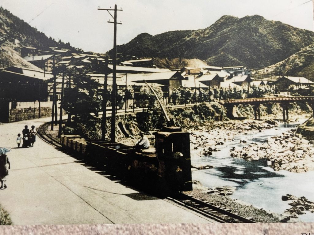 鉱山全景　提供：生野銀山