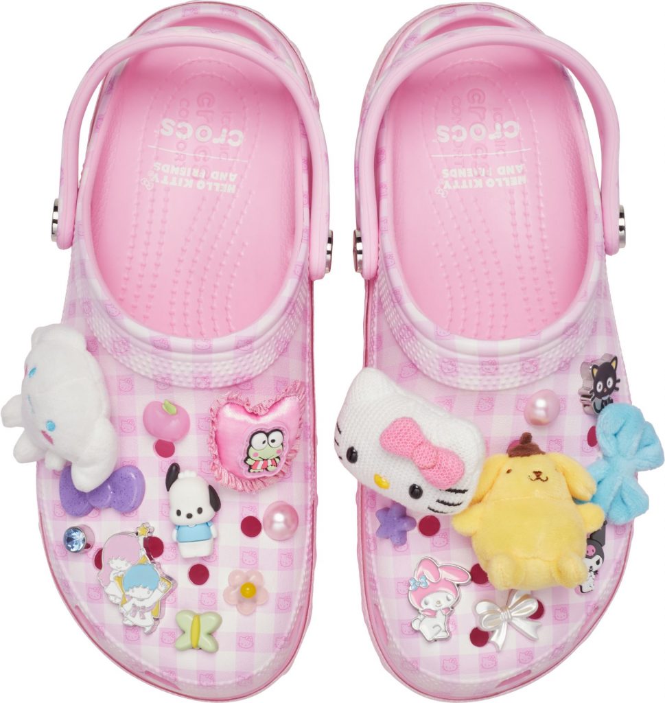 「ハローキティ アンド フレンズ クラシック プラットフォーム クロッグ」（22〜31cm・1万4300円）　(C) 2026 SANRIO CO., LTD. APPROVAL NO. L670993