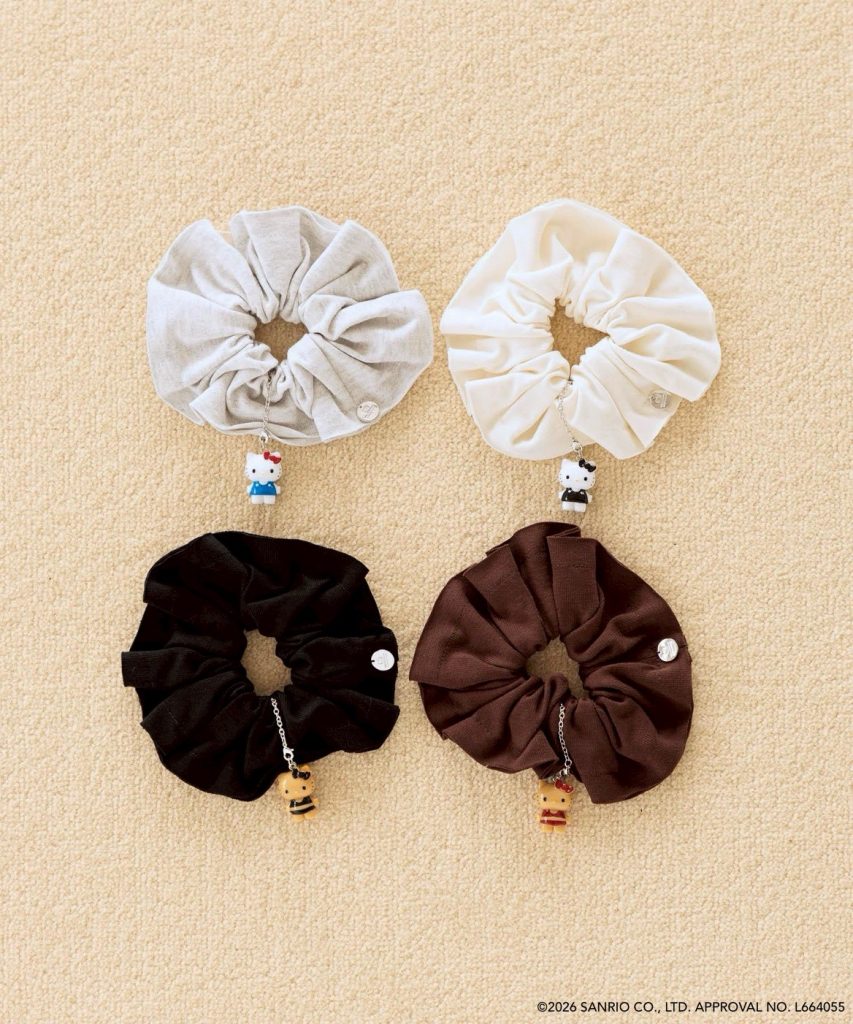 「チャームツキカットシュシュ」（1690円）