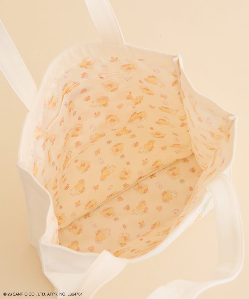 「ポムポムプリン スクエアトートバッグ」（アイボリー・7000円）　バッグの裏地